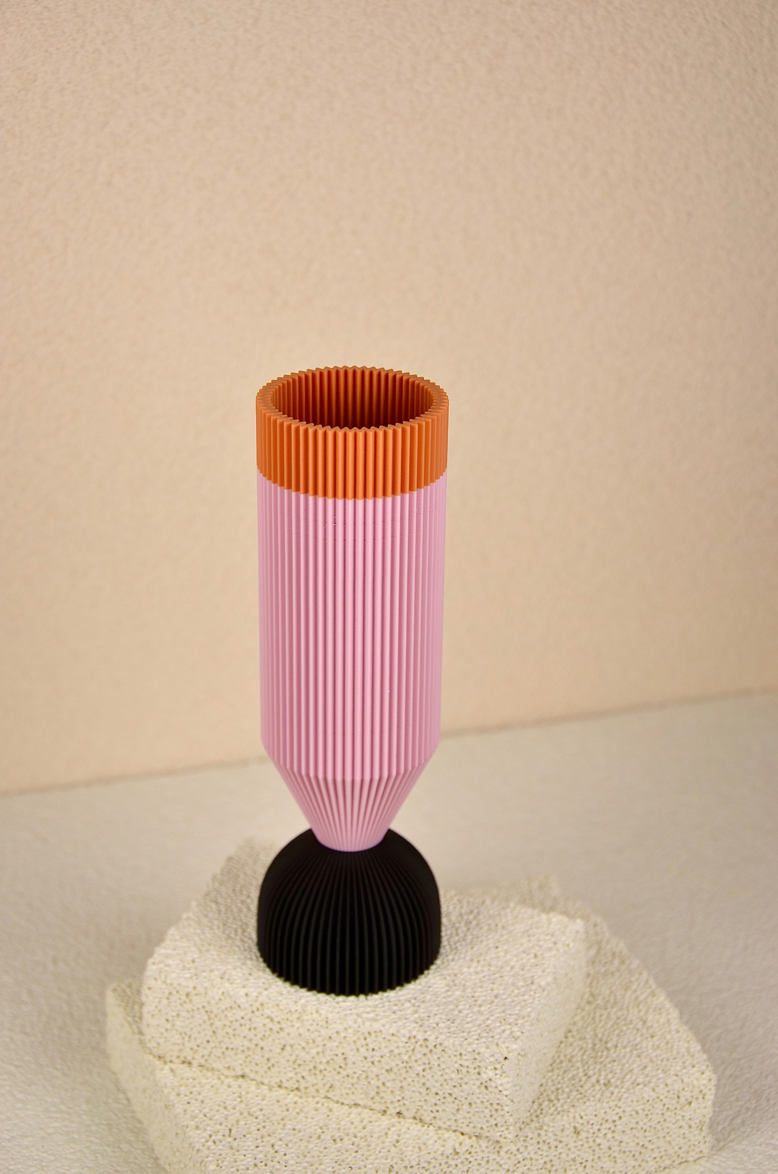 Modern Designer Vase — Minimalist Artistic Flower Vase (Pink2)